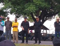 Wabup Konut Pimpin Langsung Kerja Bakti Di Wisata Tanjung Taipa 