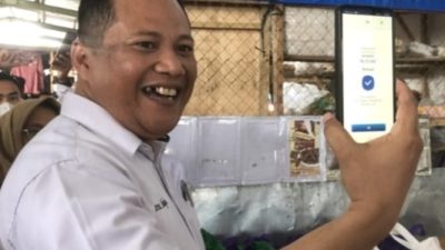 Kadin Sultra Bersama Bank Indonesia Serta Perumda Kendari Gelar Pasar Murah