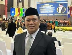 Ruksamin Hadiri Pengukuhan Prof.Pius Lustrilanang Sebagai Guru Besar