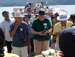 Ruksamin Menyambut Wisatawan Manca Negara di Pulau Labengki