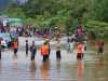 Wakapolres Konut Pantau Kondisi Banjir,Kepada Anggota Utamakan Keselamatan Masyarakat