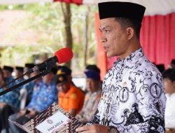 Momen HGN dan HUT PGRI Ke-80 tahun 2025, Bupati Konut Salurkan Puluhan Bantuan Sarana Prasarana Pendidikan 