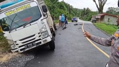 Satu Unit Truk Amblas Dijalur Trans Sulawesi, Satlantas Polres Konut Imbau Pengendara Agar Waspada