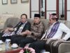 Agenda Apresiasi Pemda Berprestasi 2026 se-Sulawesi, Gubernur Sultra Sambut Wamendagri di Bandara Halu Oleo