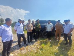 Dukung Program Pusat, Sekda Konut Tinjau Lokasi Rencana Program Kampung Nelayan Merah Putih di Kec.Sawa